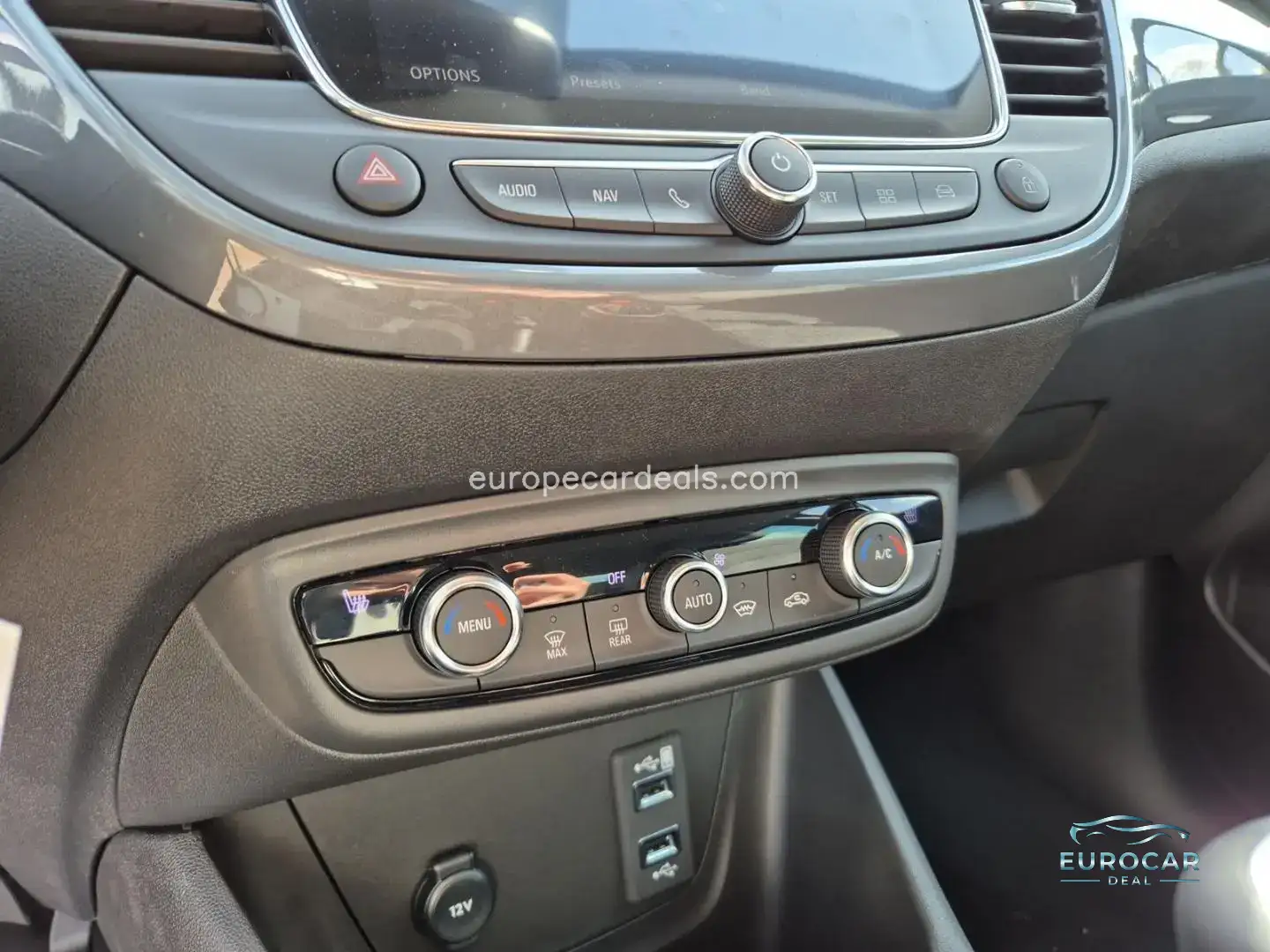 Opel Crossland (X)