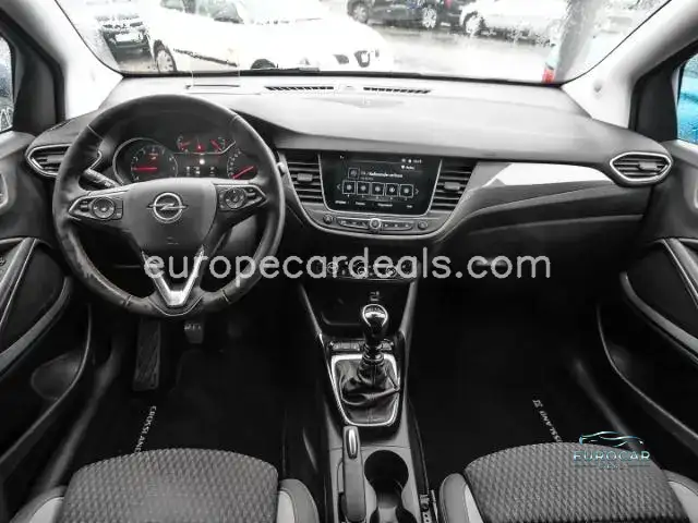 Opel Crossland (X)