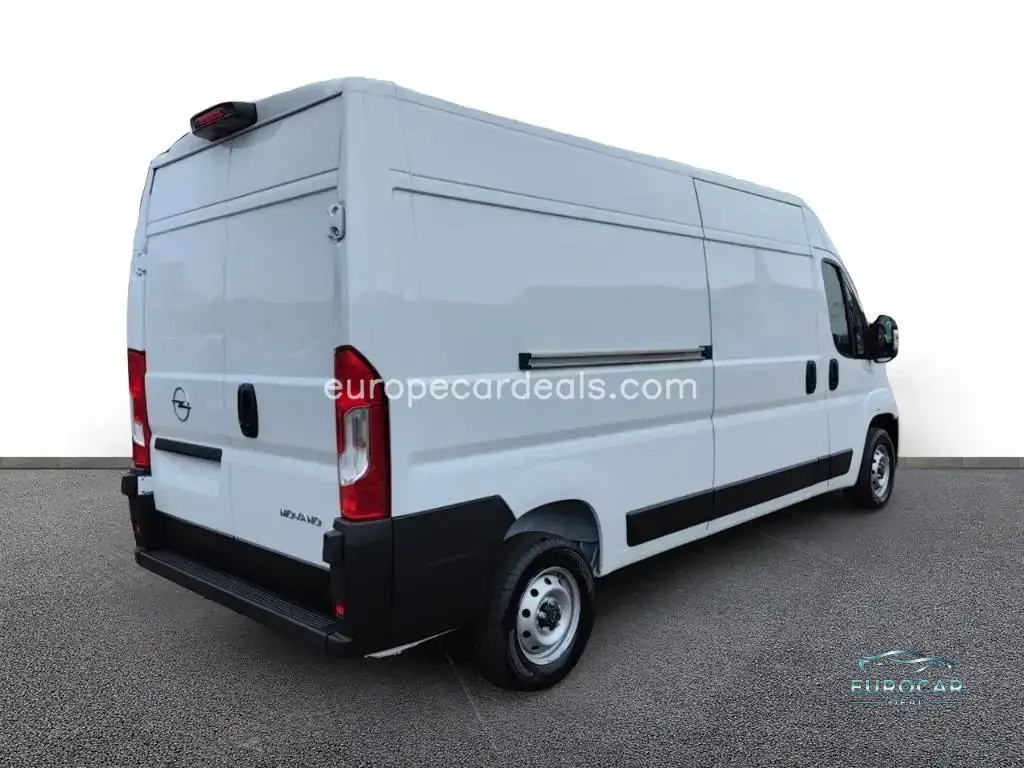 Opel Movano