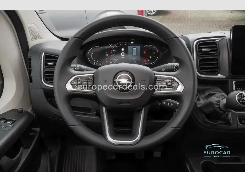 Opel Movano