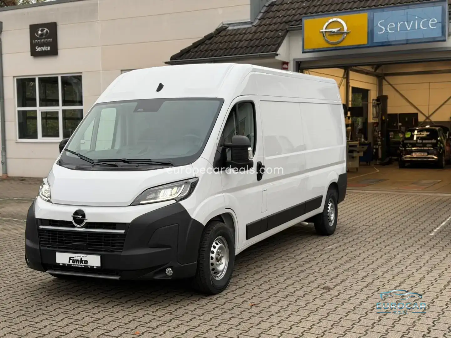 Opel Movano