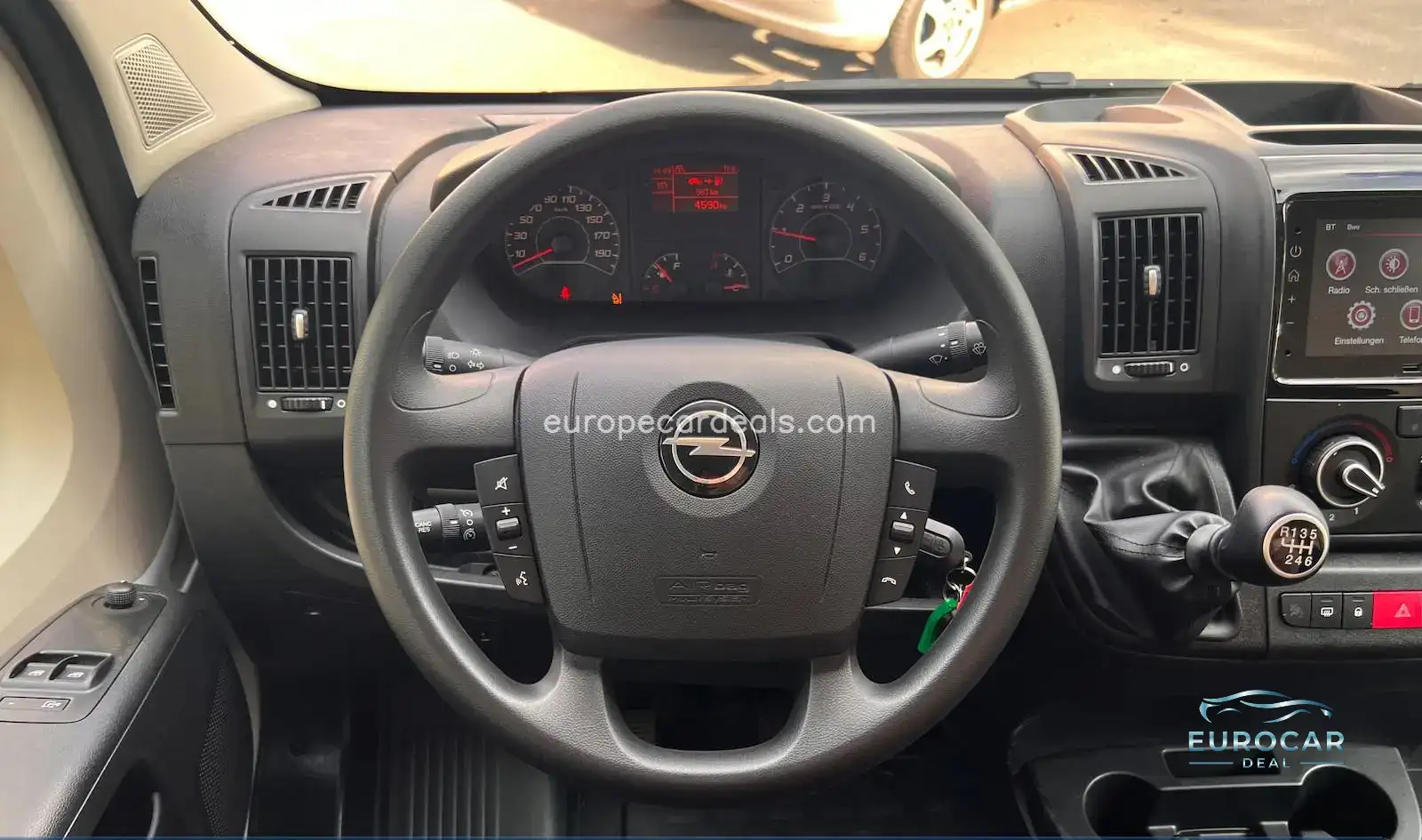 Opel Movano