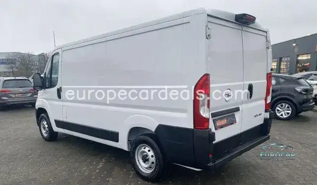 Opel Movano