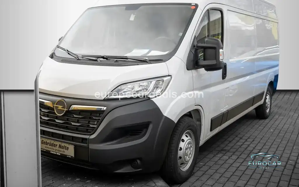 Opel Movano