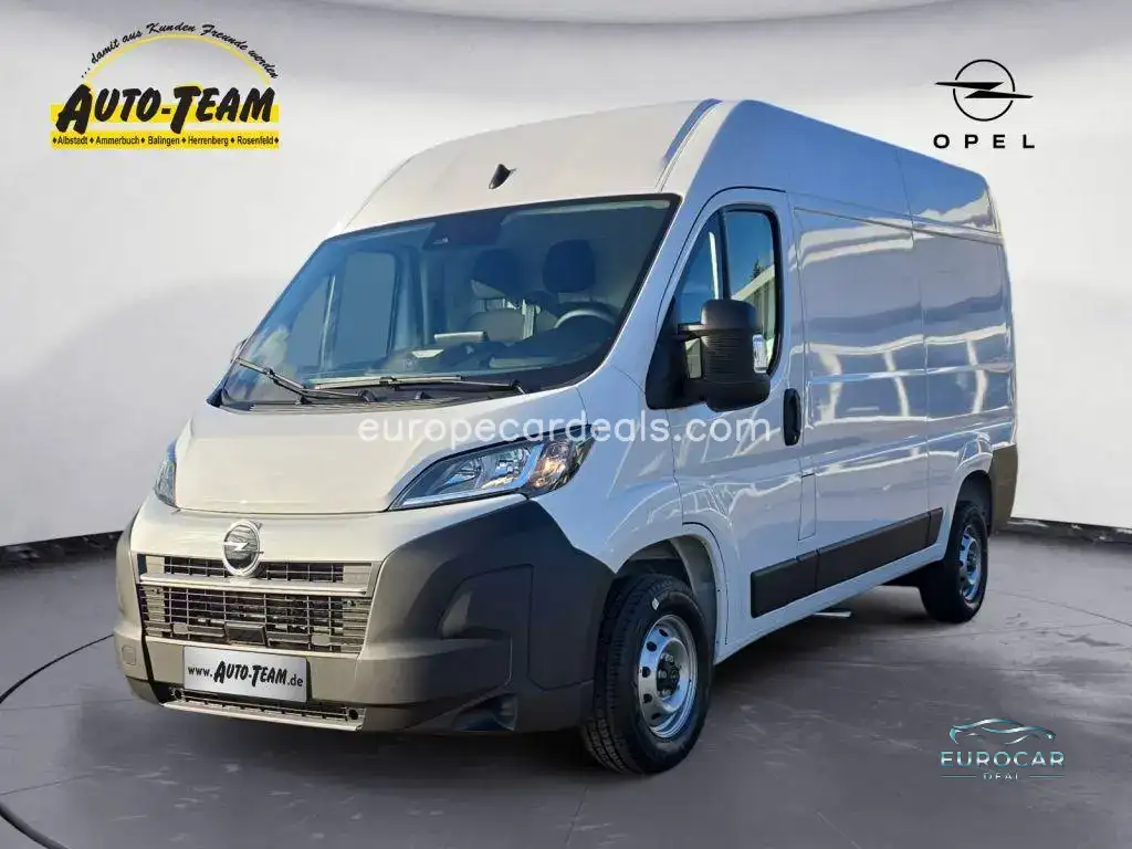 Opel Movano