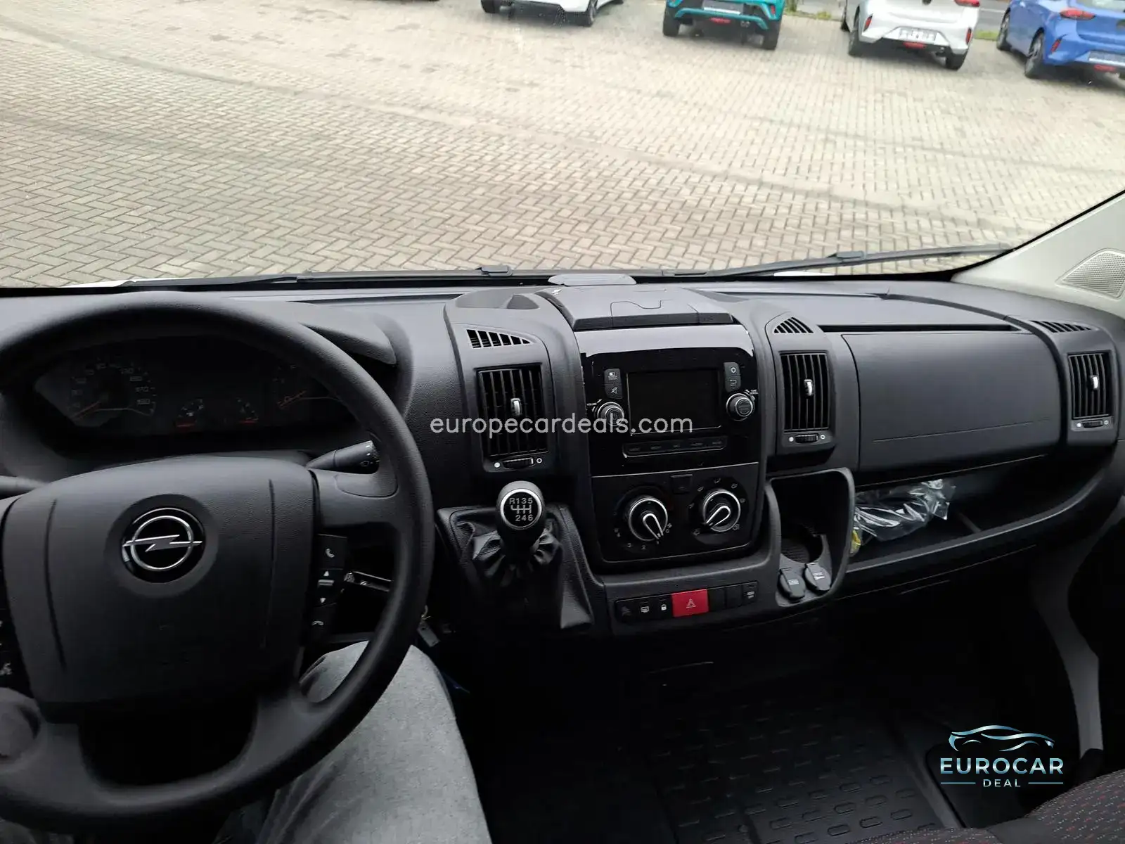 Opel Movano