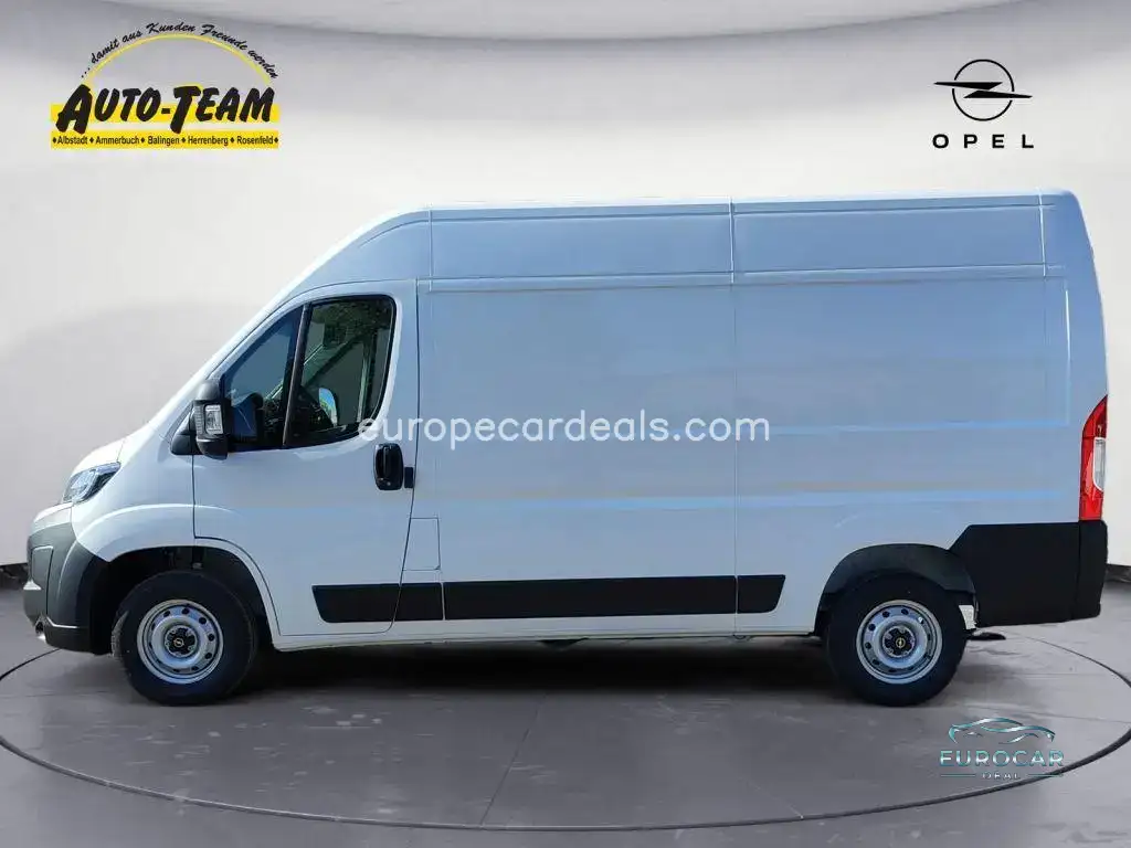 Opel Movano