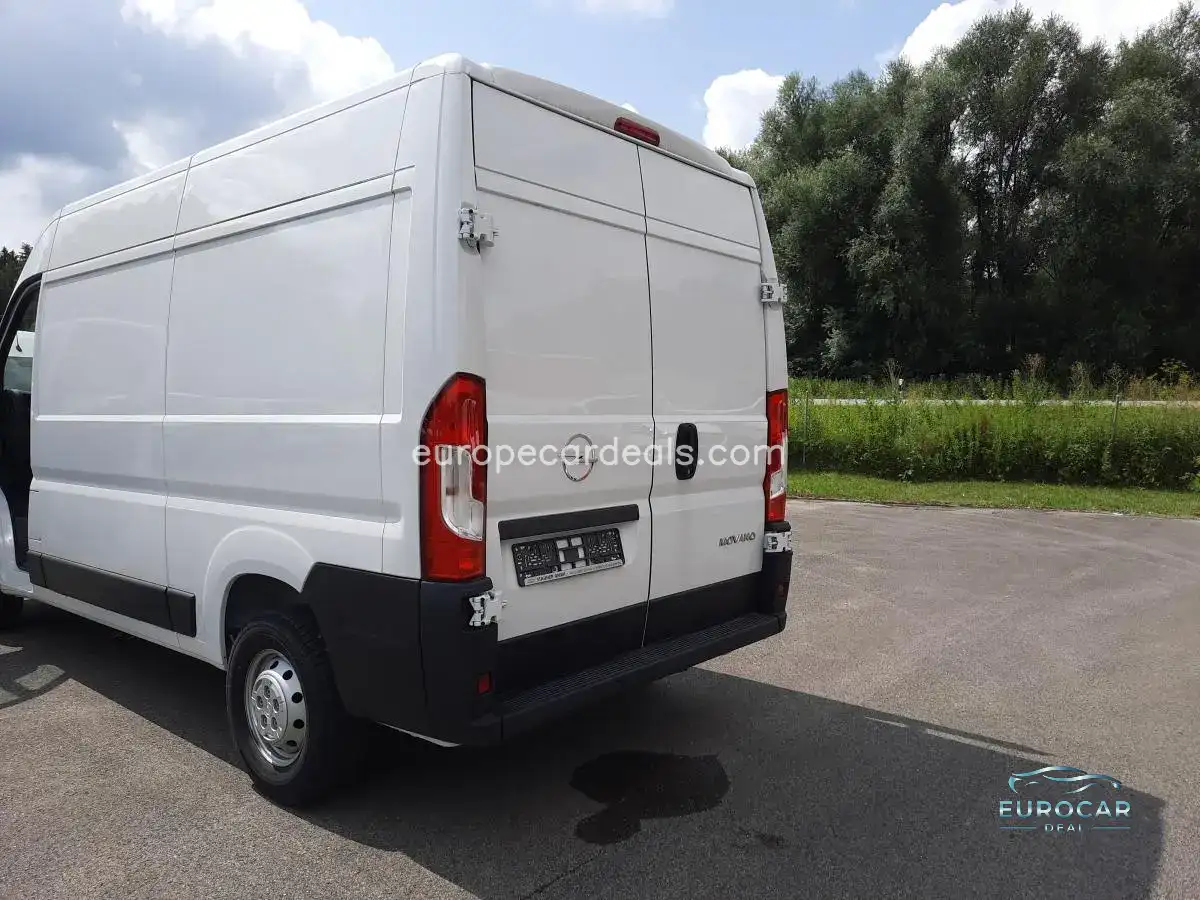 Opel Movano