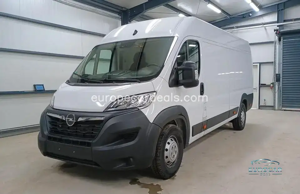 Opel Movano