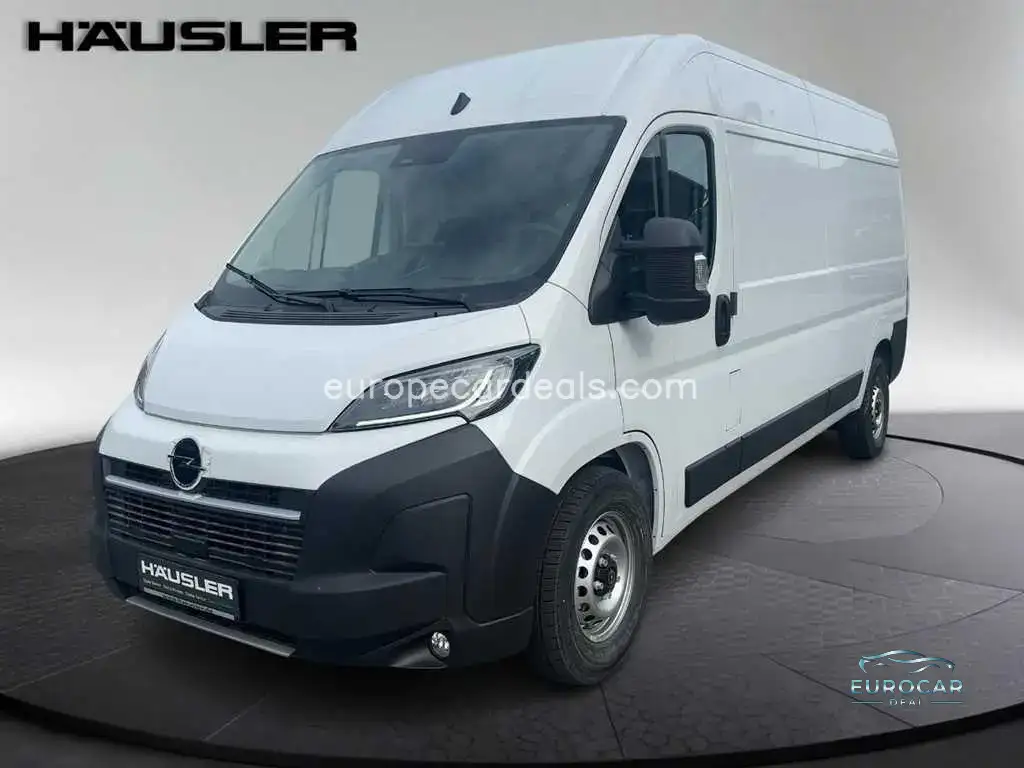 Opel Movano