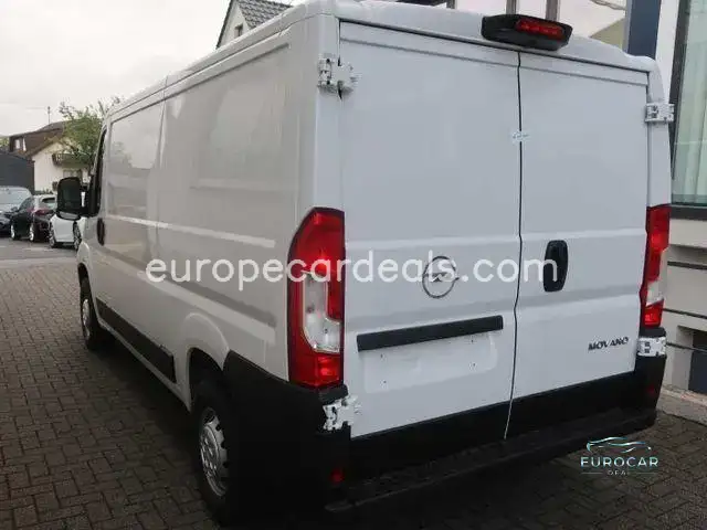Opel Movano
