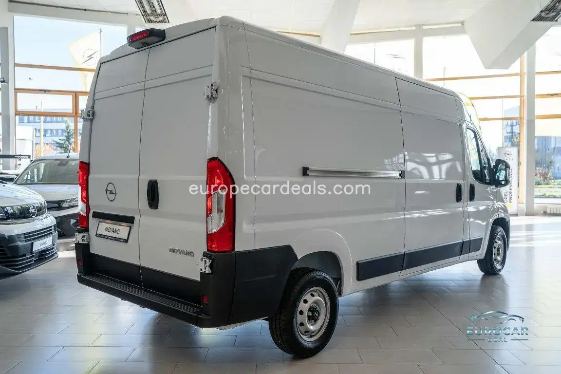 Opel Movano