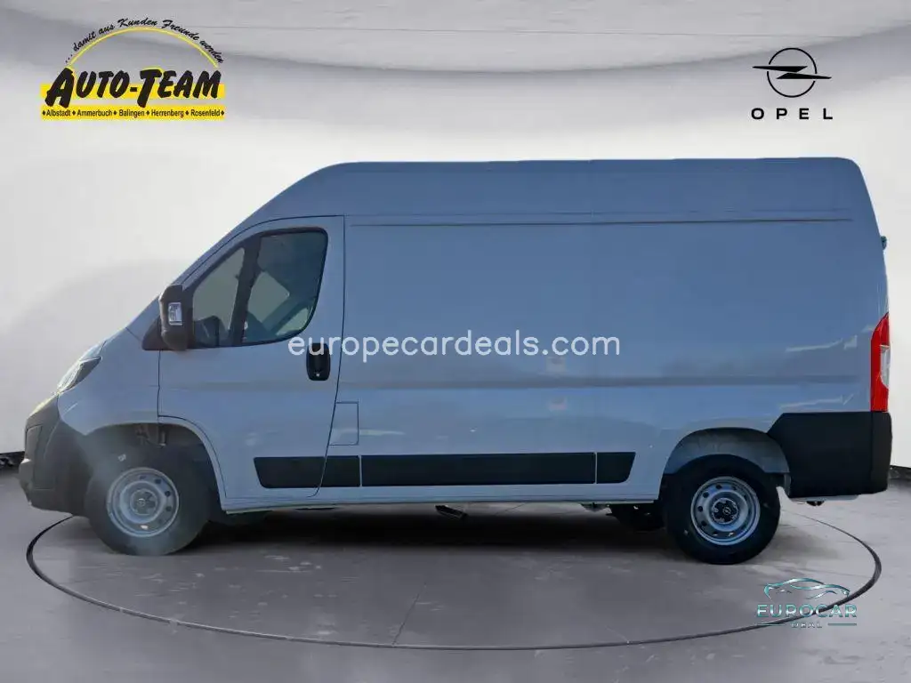 Opel Movano