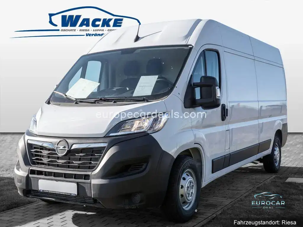 Opel Movano
