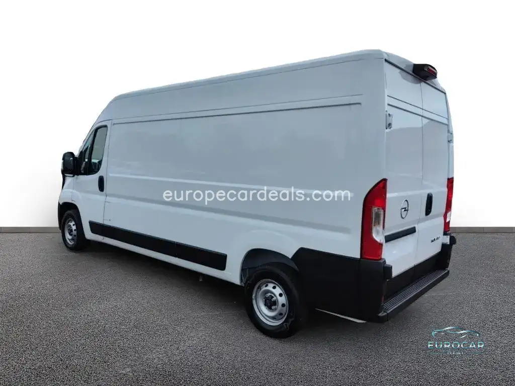 Opel Movano