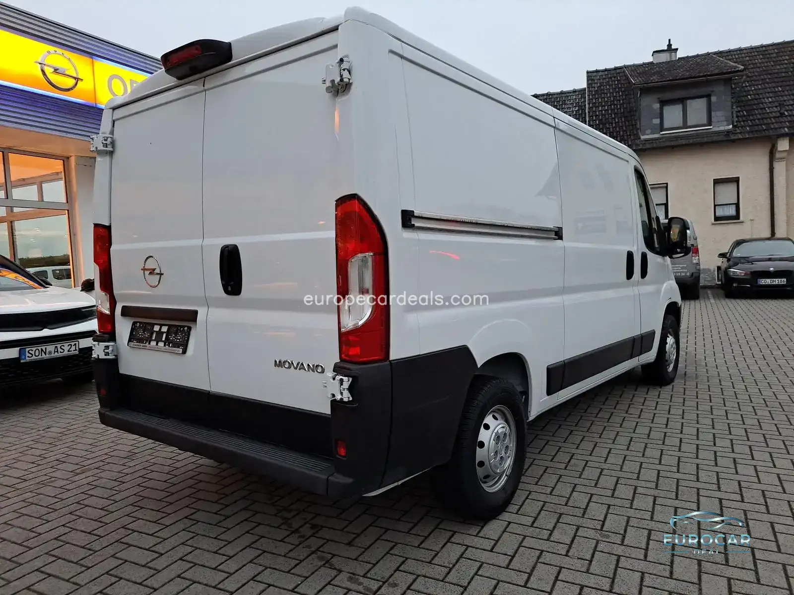 Opel Movano