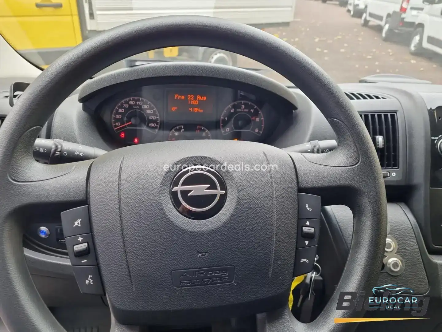 Opel Movano
