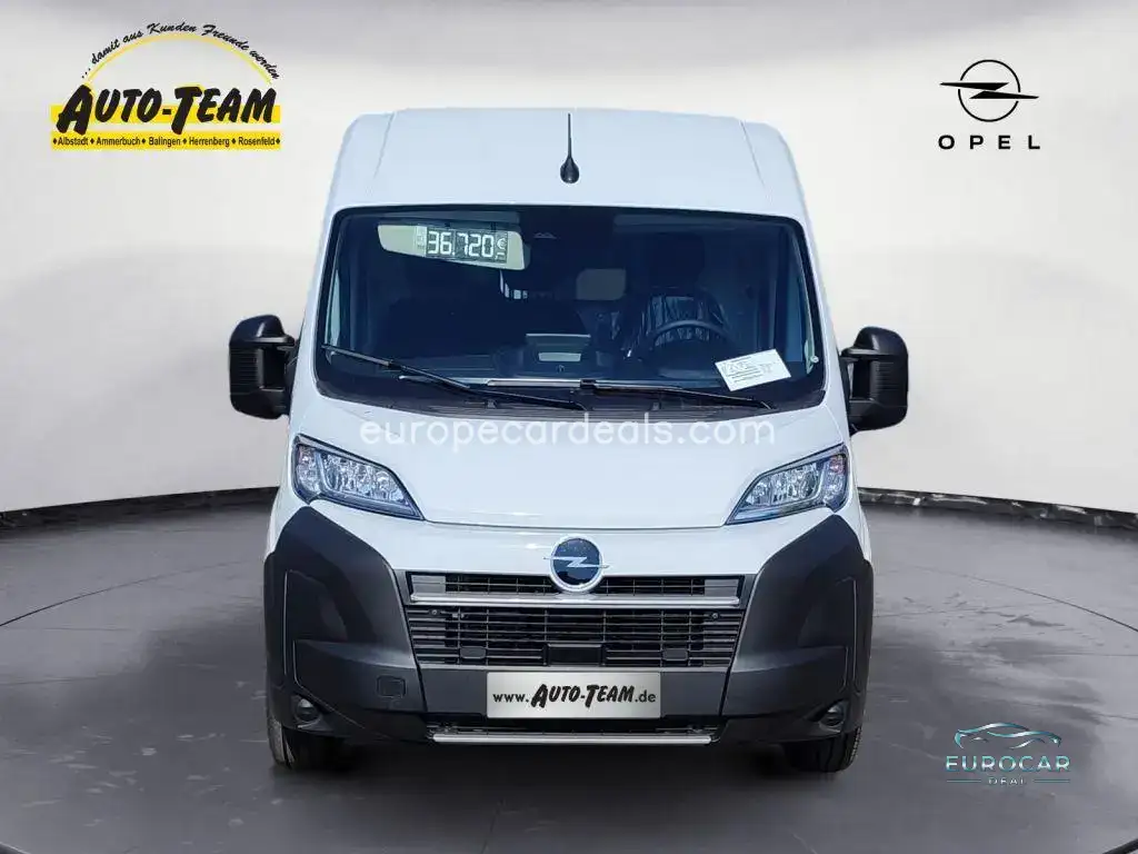 Opel Movano