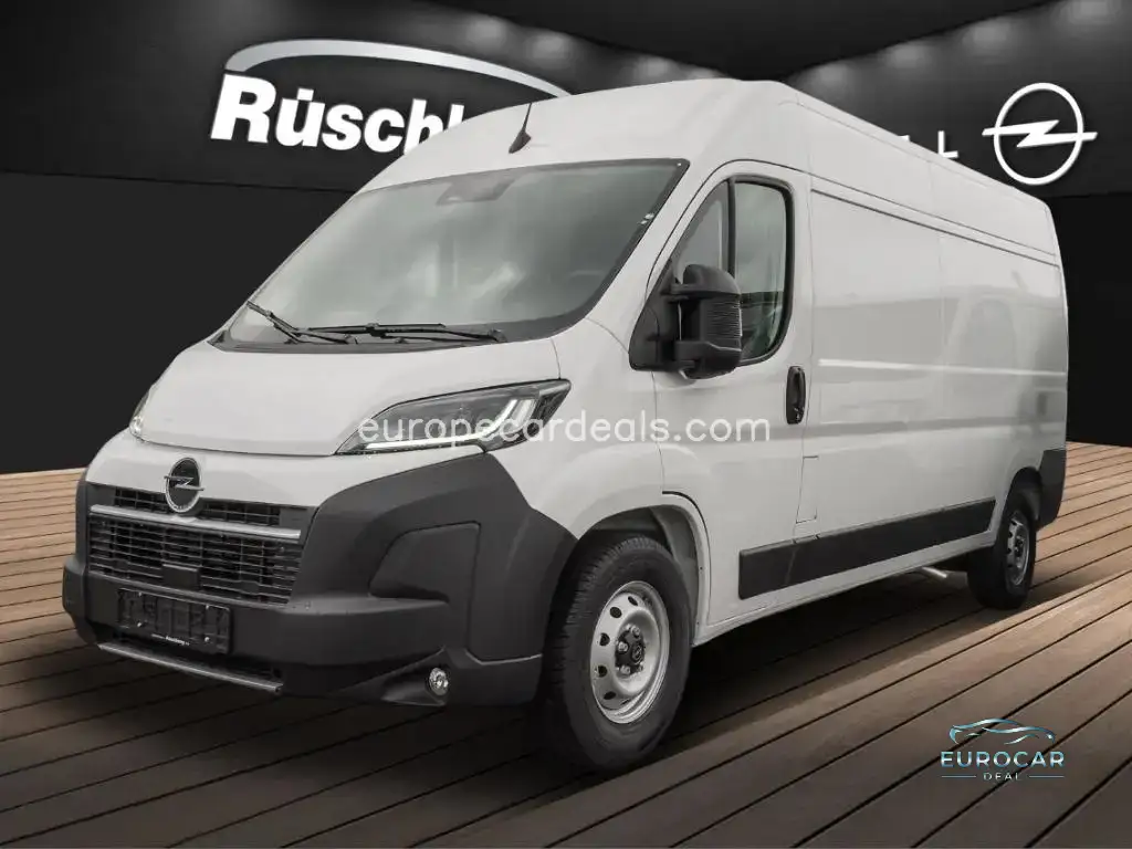 Opel Movano