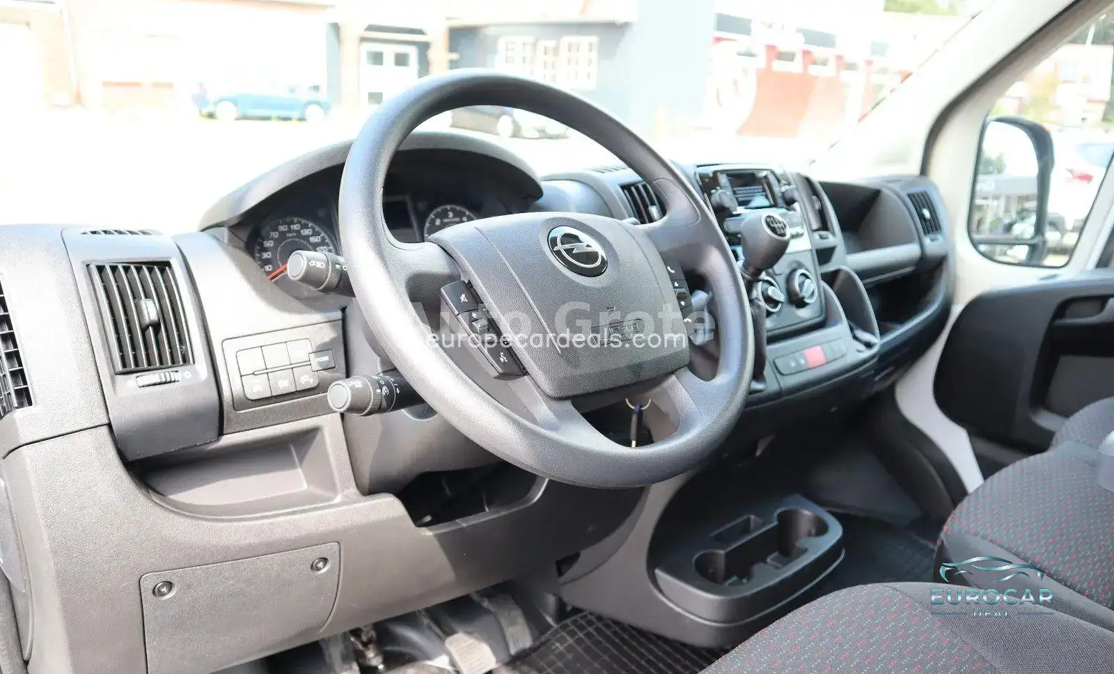 Opel Movano