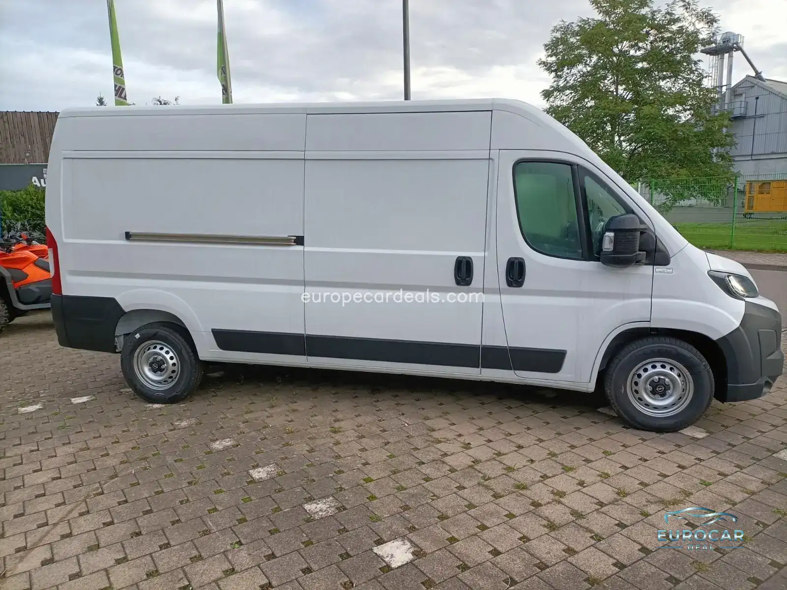 Opel Movano