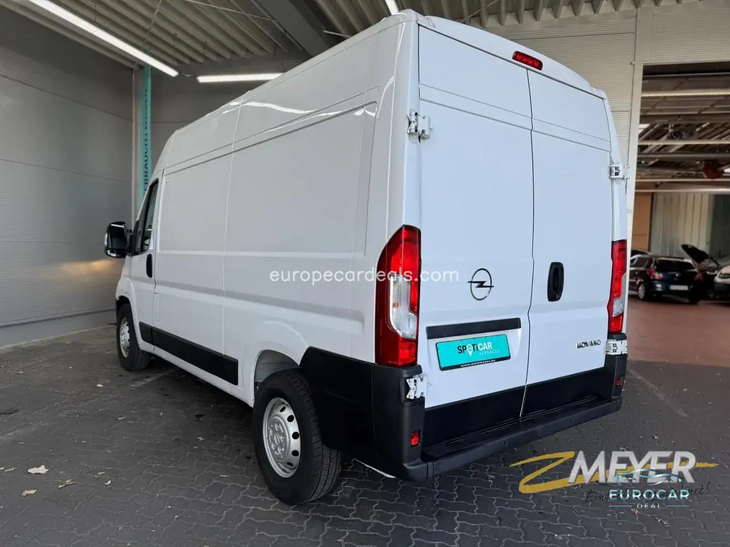 Opel Movano