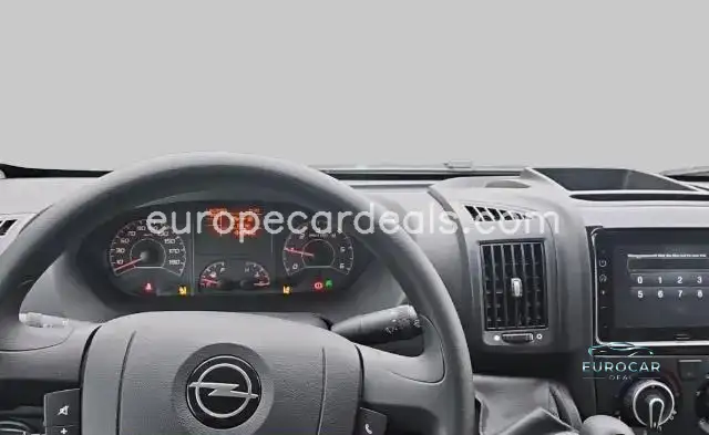 Opel Movano