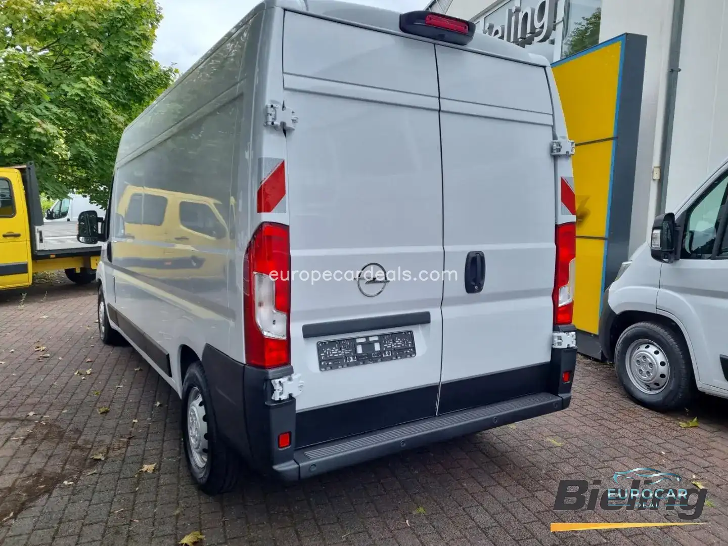 Opel Movano