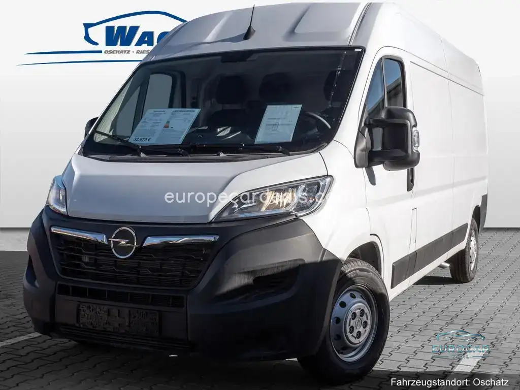 Opel Movano