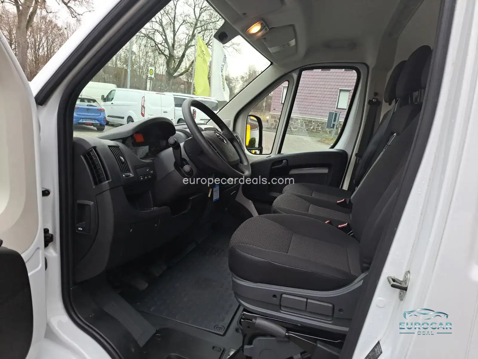 Opel Movano