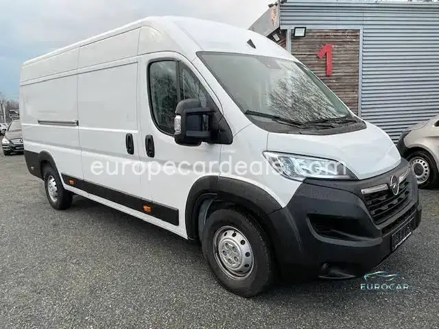 Opel Movano