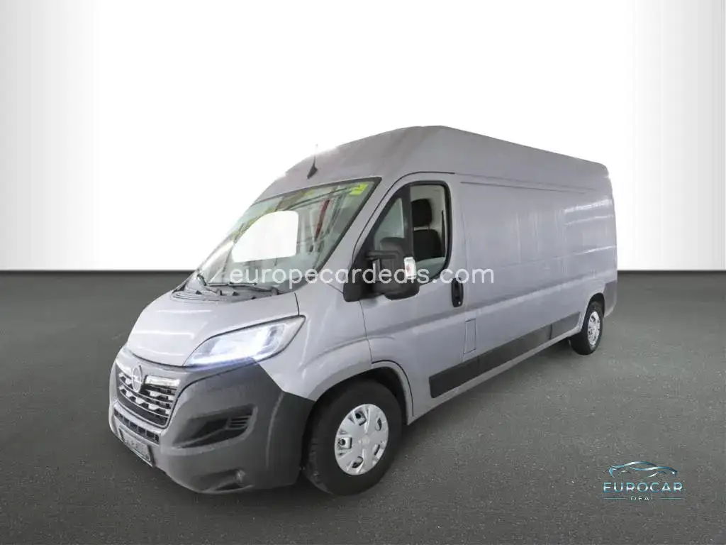 Opel Movano