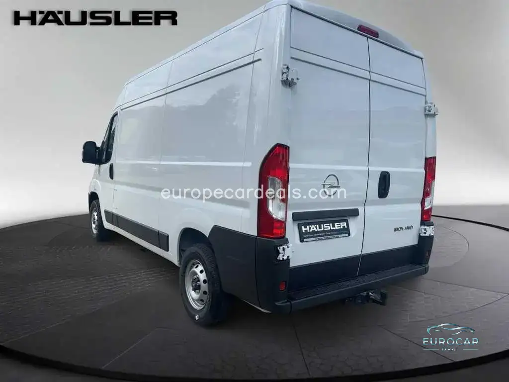 Opel Movano