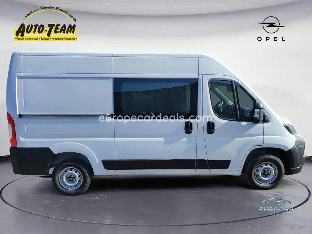 Opel Movano