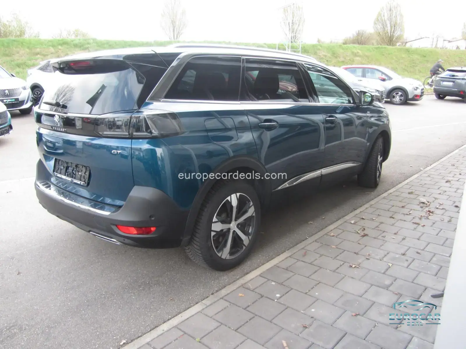 Peugeot 5008