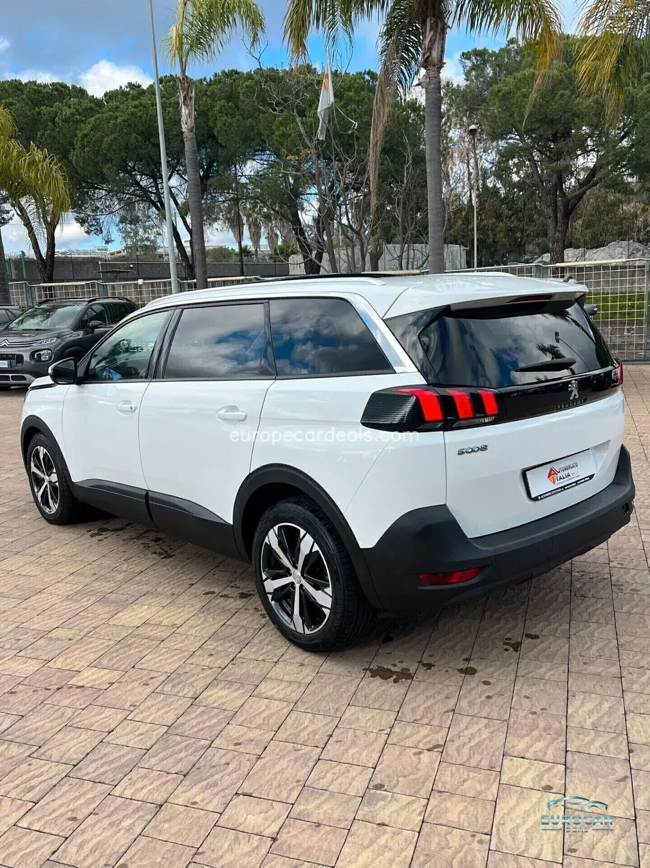 Peugeot 5008