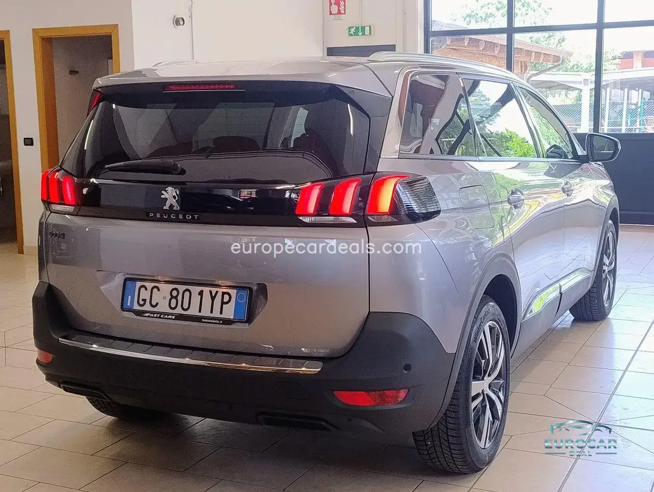 Peugeot 5008