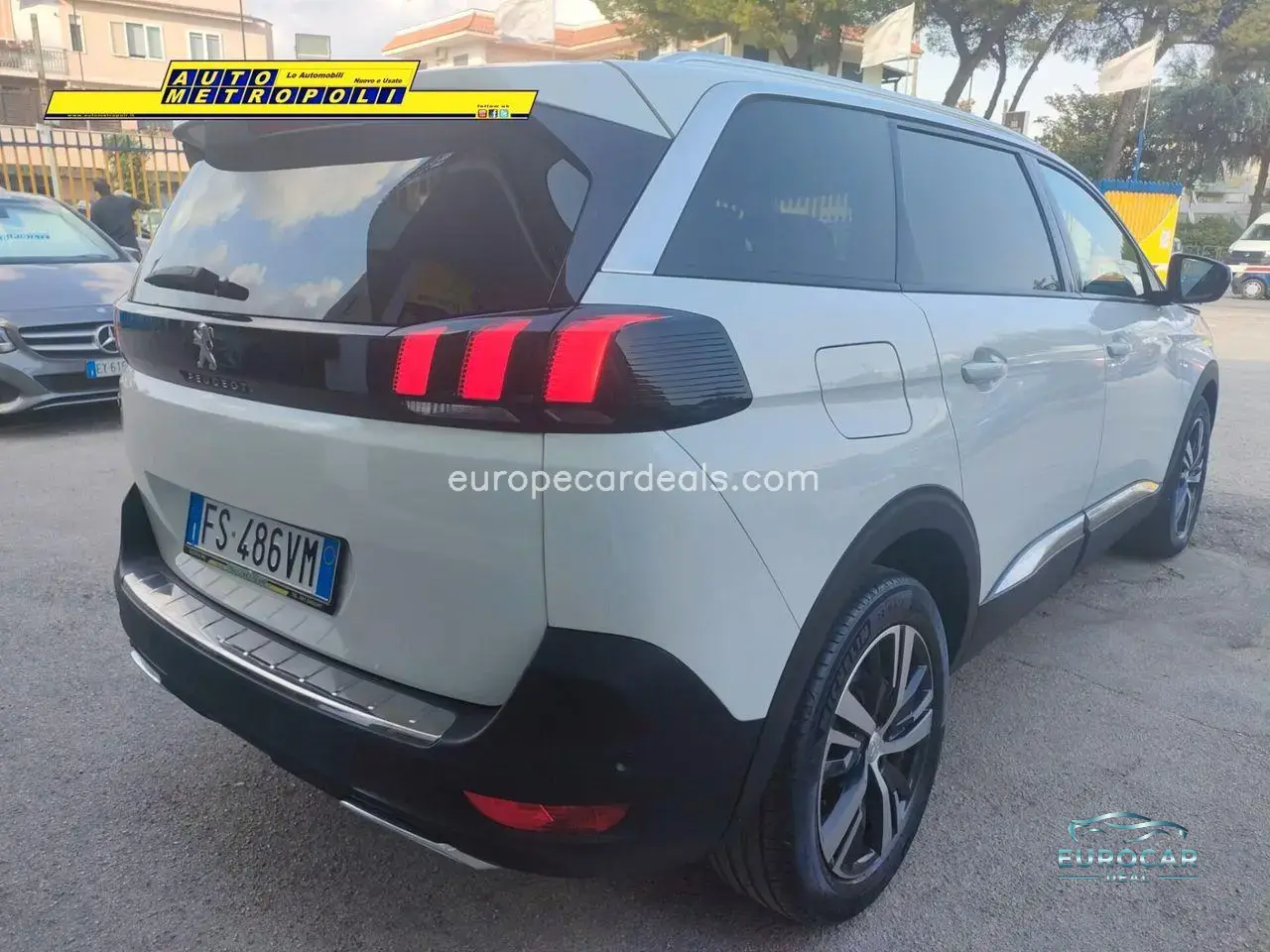 Peugeot 5008