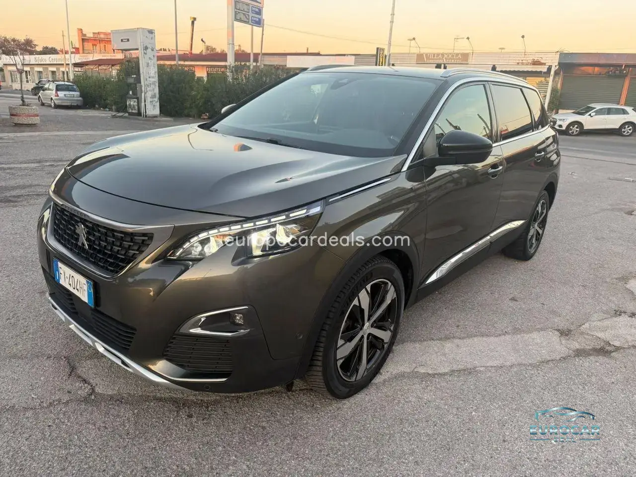 Peugeot 5008