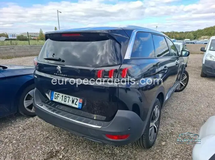 Peugeot 5008