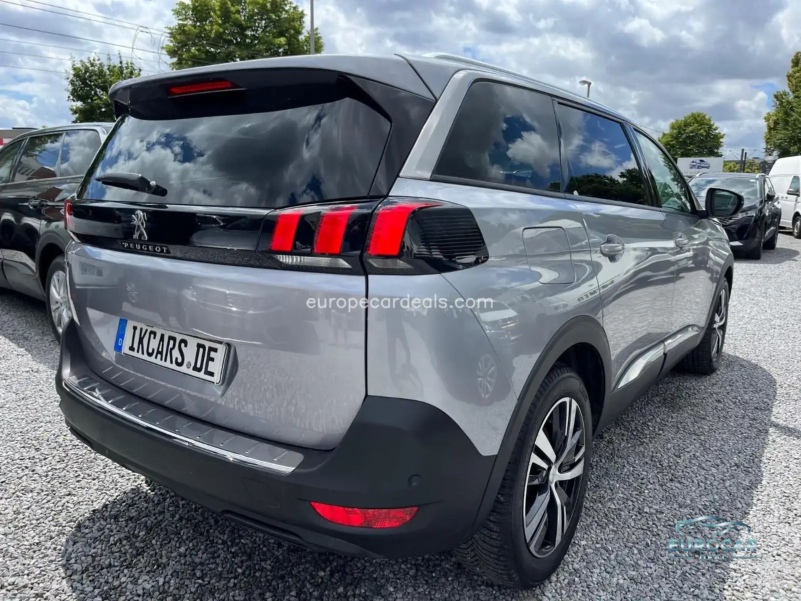 Peugeot 5008