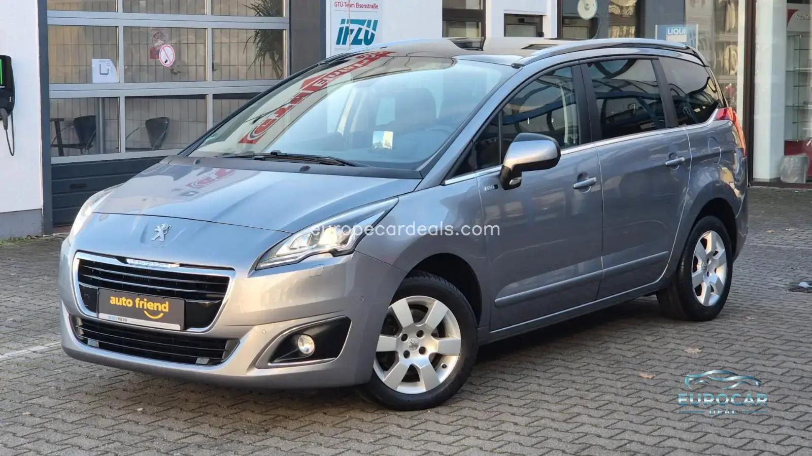 Peugeot 5008