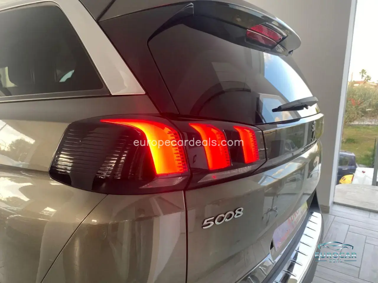 Peugeot 5008