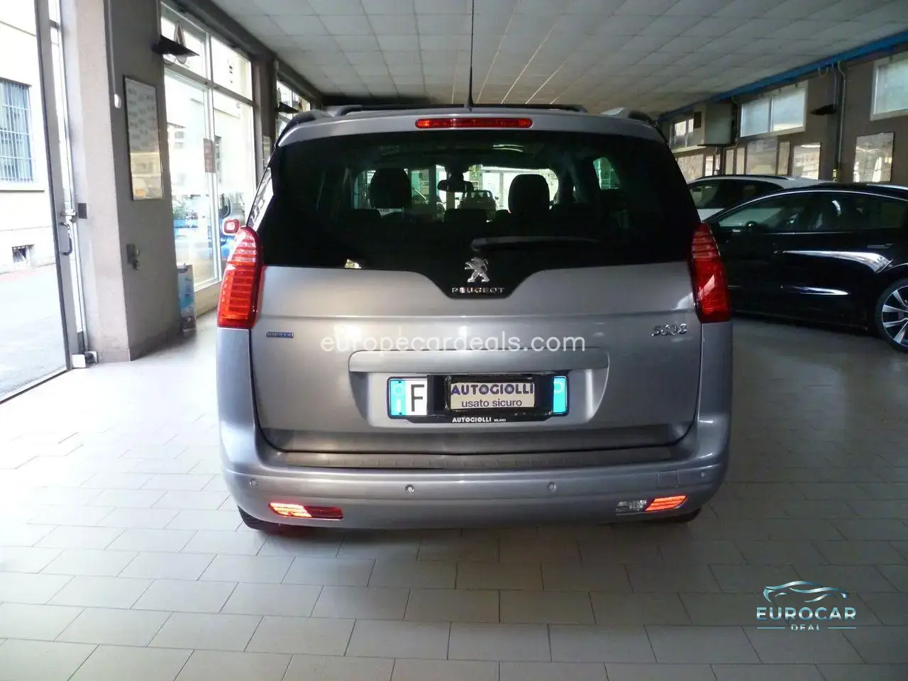 Peugeot 5008