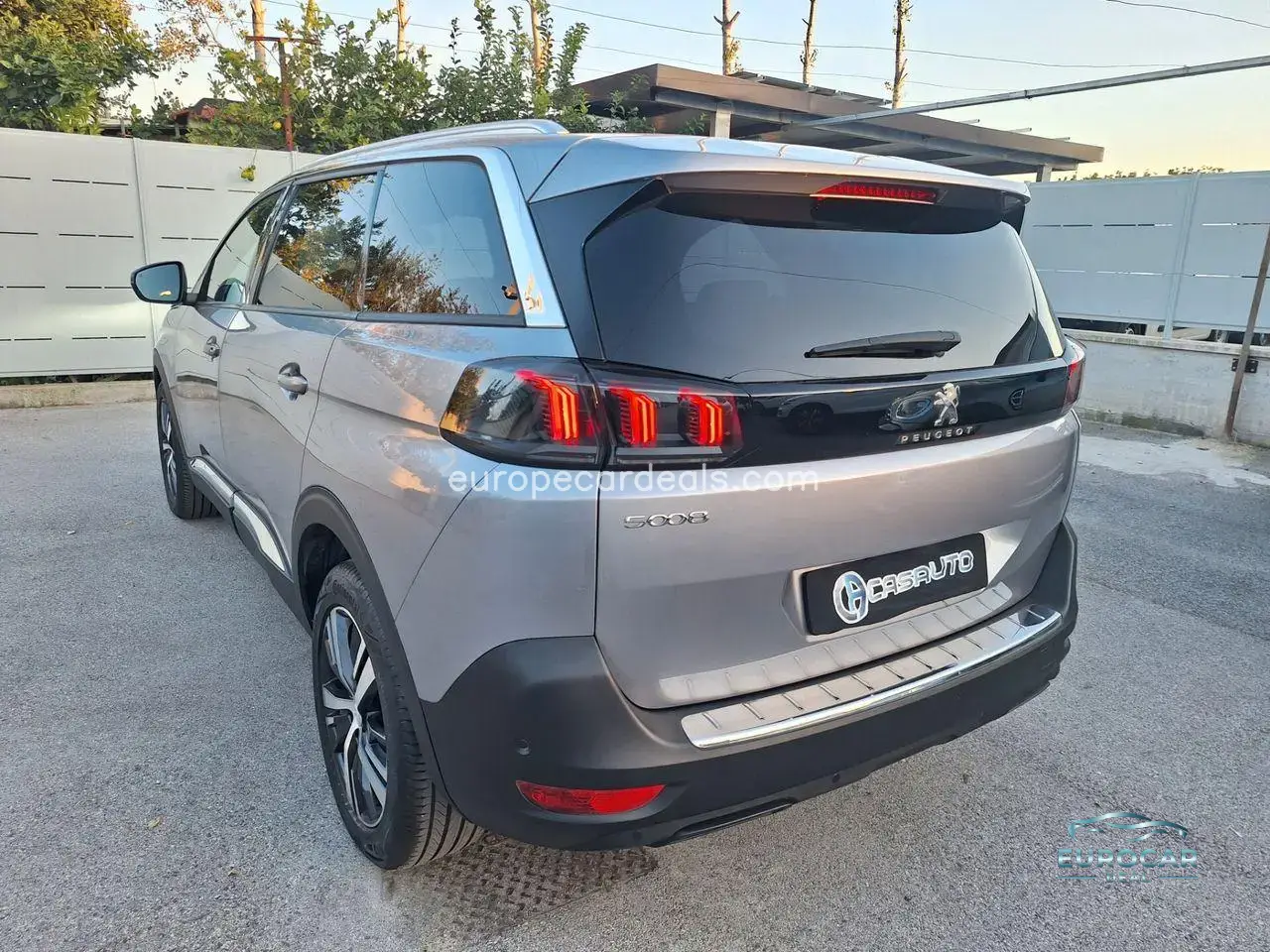 Peugeot 5008