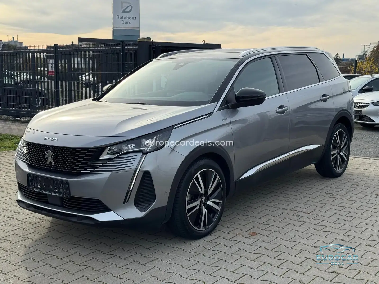 Peugeot 5008