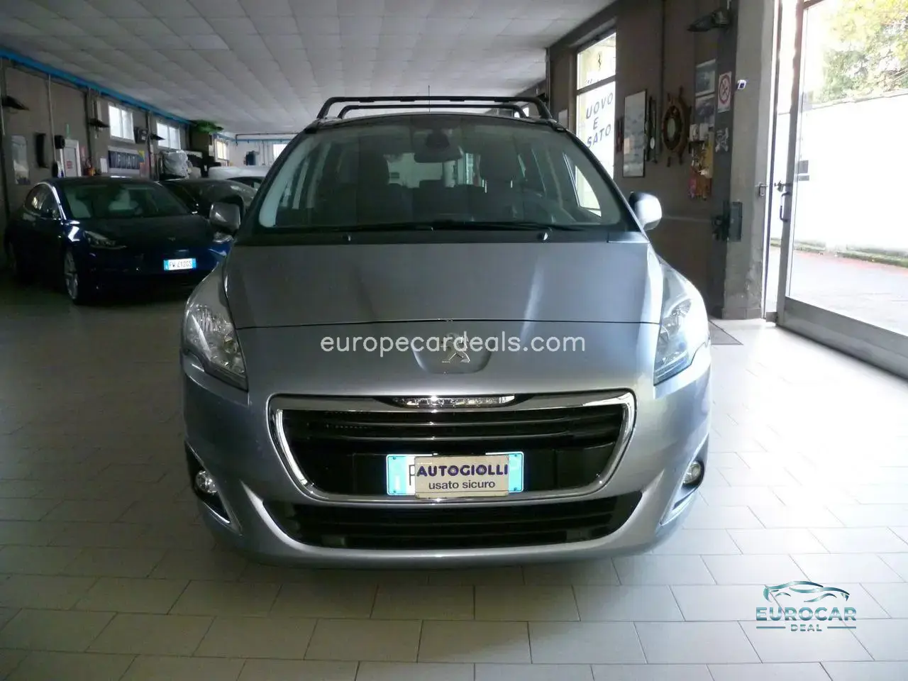 Peugeot 5008