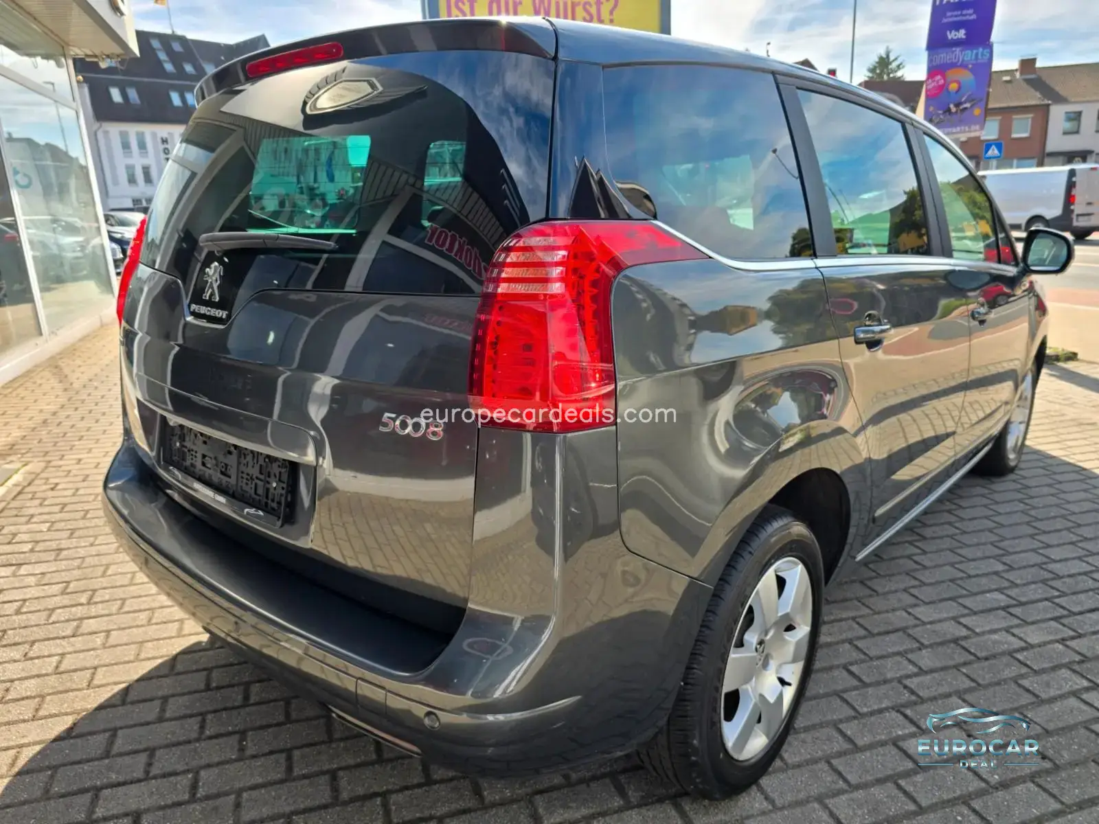 Peugeot 5008