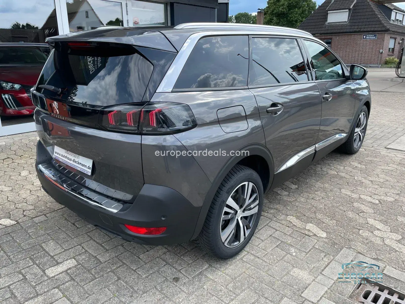 Peugeot 5008
