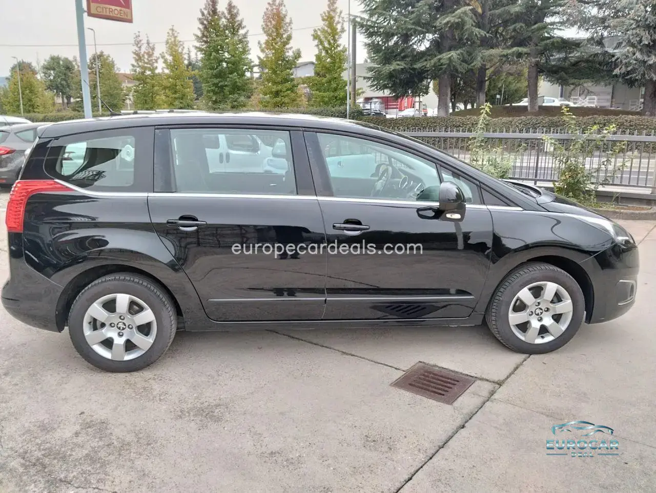 Peugeot 5008
